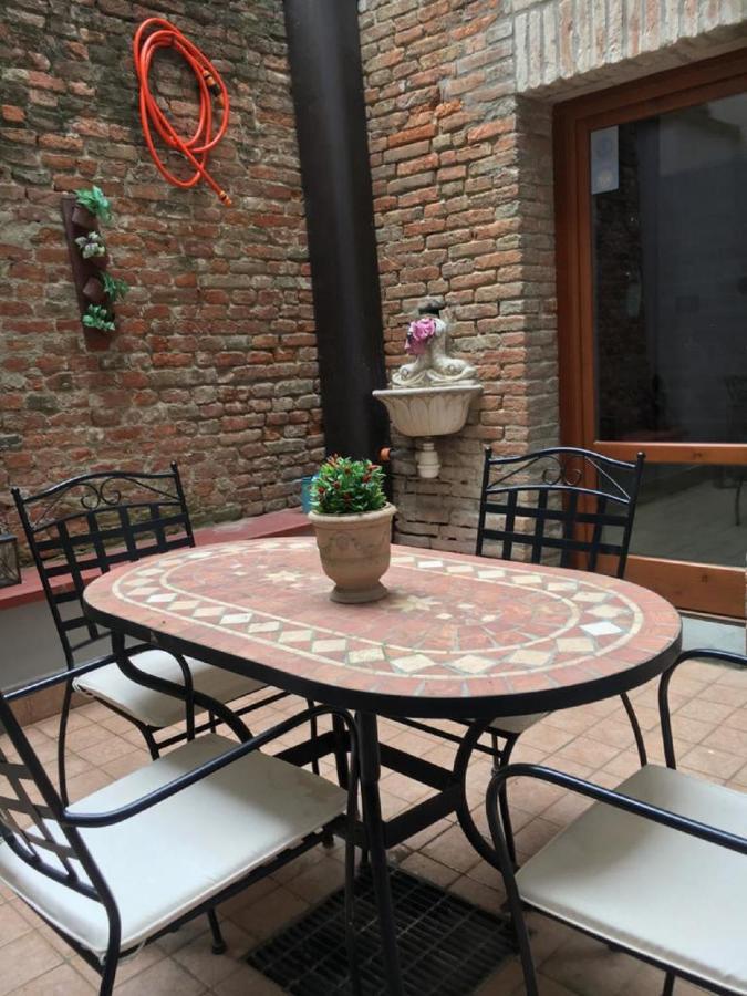 Апартаменты Nell'Antico Ghetto Ebraico Феррара Экстерьер фото