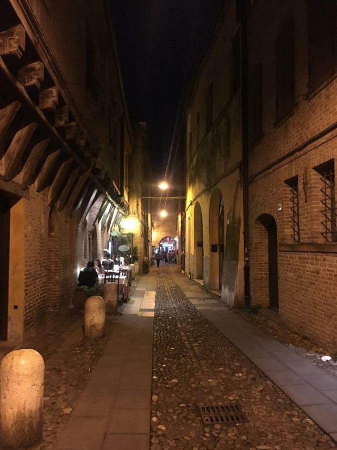 Апартаменты Nell'Antico Ghetto Ebraico Феррара Экстерьер фото