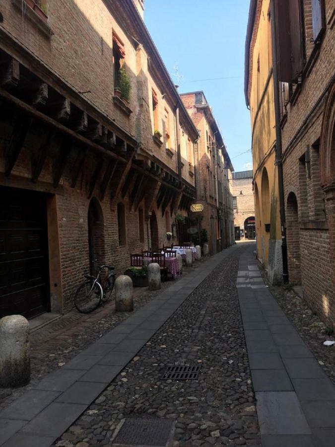 Апартаменты Nell'Antico Ghetto Ebraico Феррара Экстерьер фото