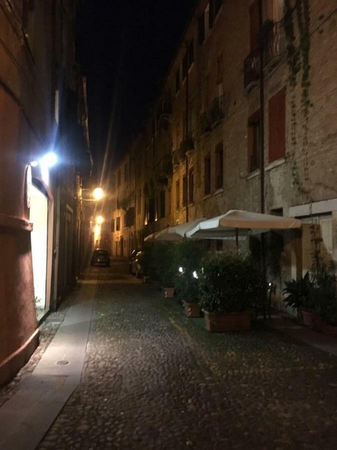 Апартаменты Nell'Antico Ghetto Ebraico Феррара Экстерьер фото